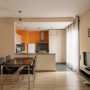 barcelona-apartment-villarroel.topbarcelonahotels.com/