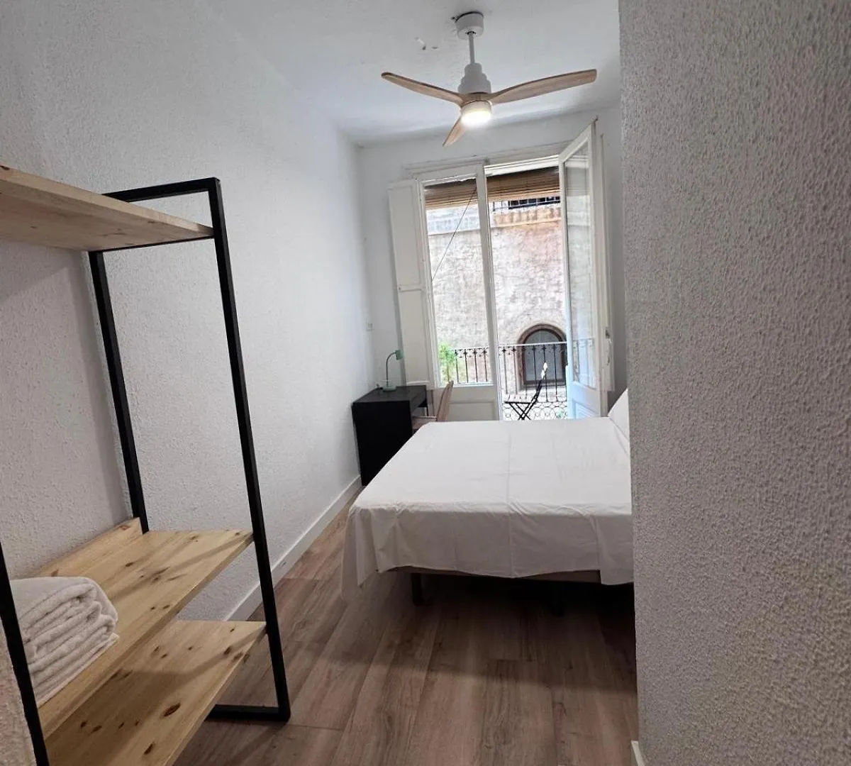 Calma House Rooms 0*, Barcelona