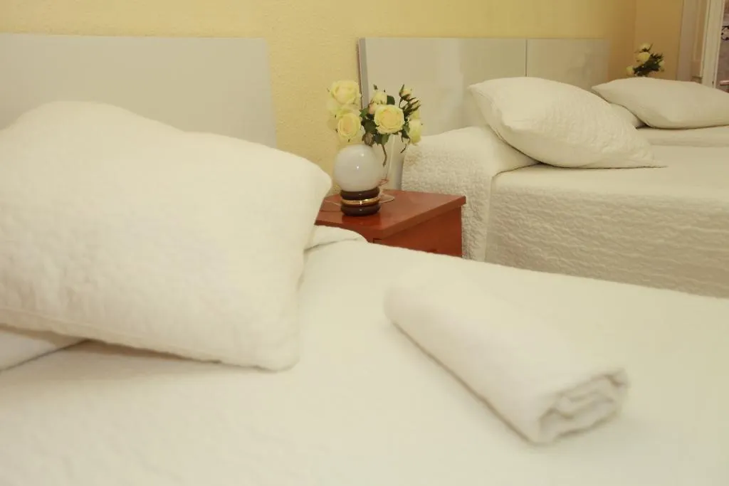 Calma House Rooms